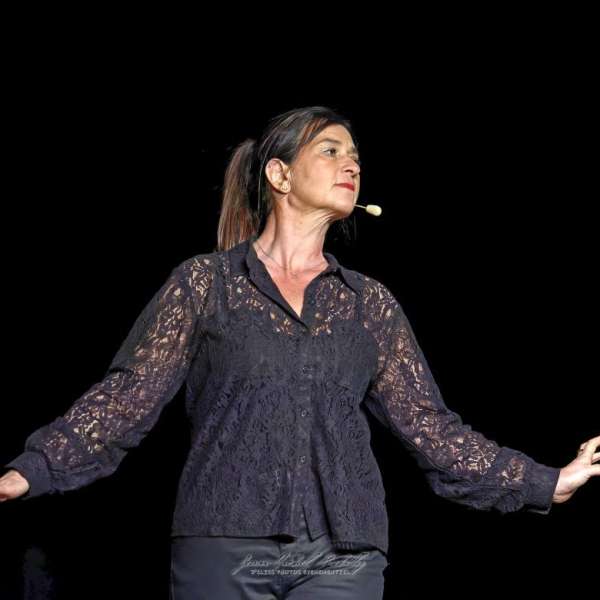 BÉNÉDICTE BOUSQUET "HORS CLASSES"