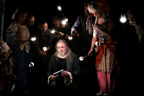 L’Avare : un Molière explosif et participatif au Mail