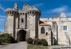 Le château fort de Berzy-le-Sec