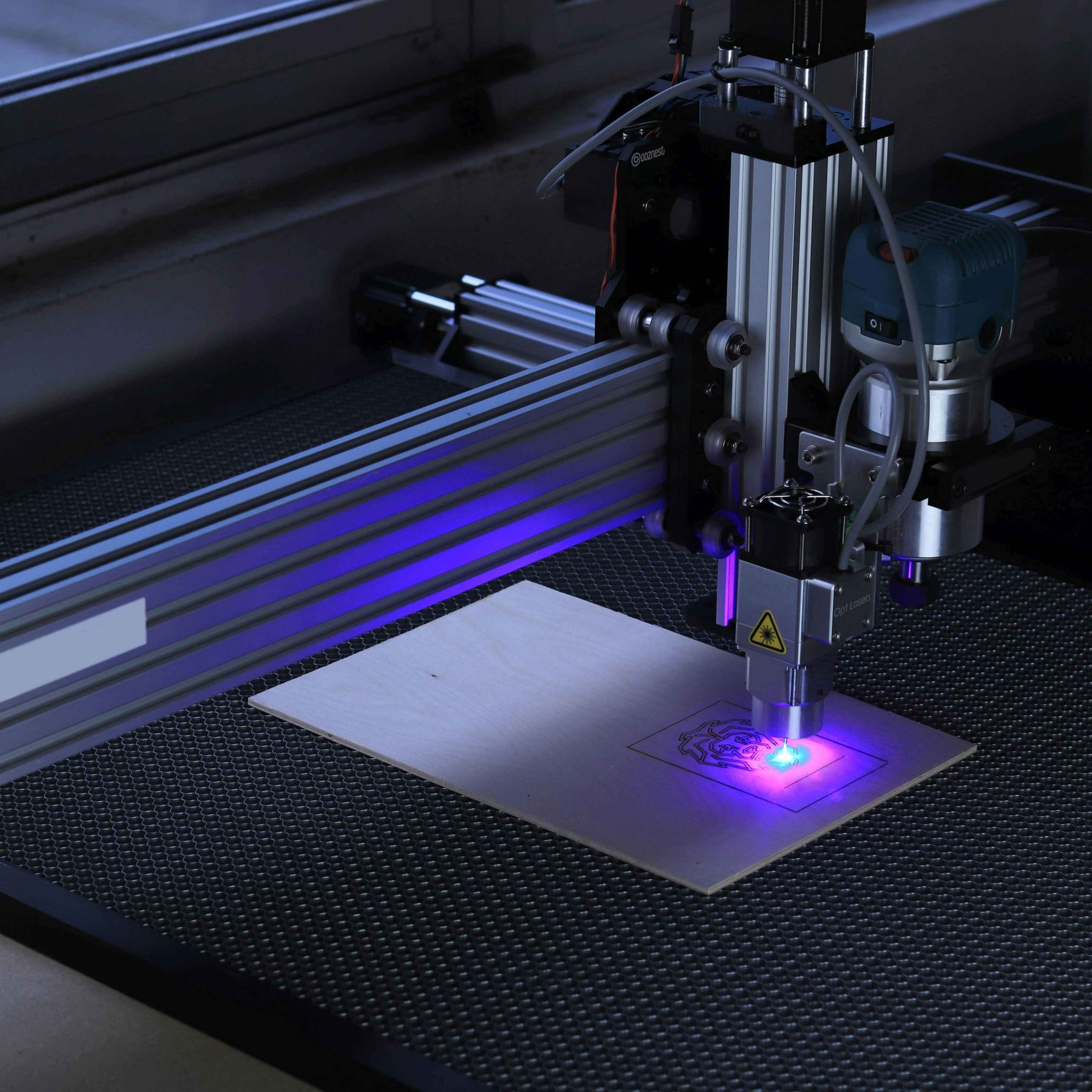 Atelier : Découpe et gravure laser