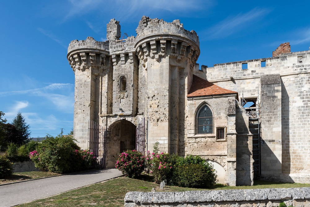 Restauration du château de Berzy-le-Sec